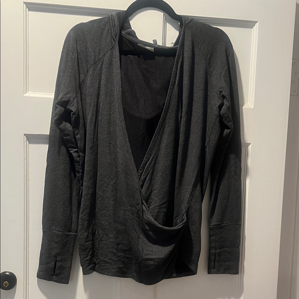 Athleta Charcoal Long Sleeve Top